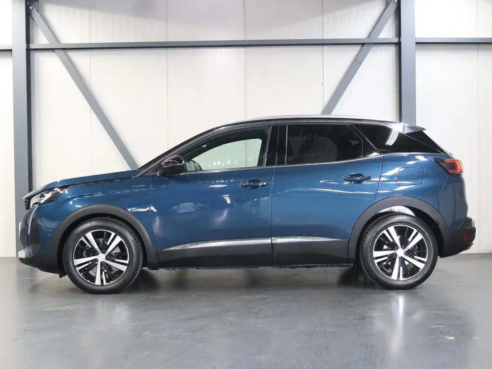 Peugeot 3008 225PK HYbrid GT uit 2022, foto 2