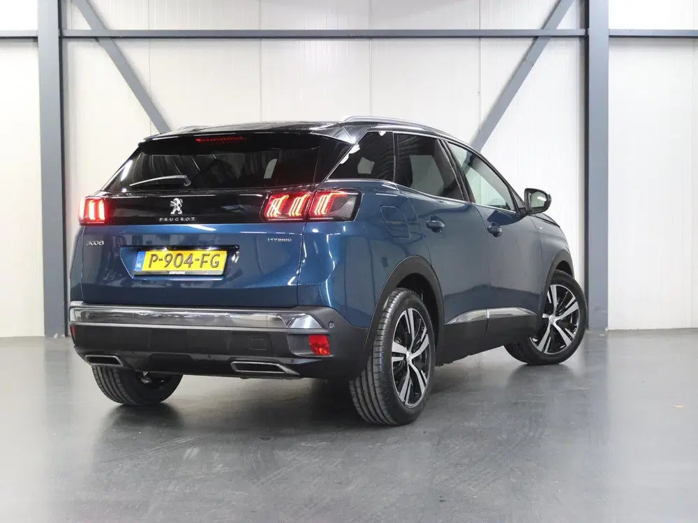 Peugeot 3008 225PK HYbrid GT uit 2022, foto 3