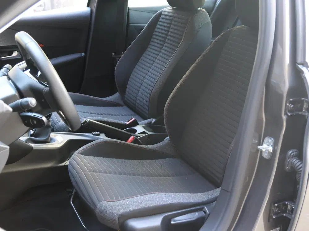 Peugeot 208 Active 75pk uit 2022, foto 13