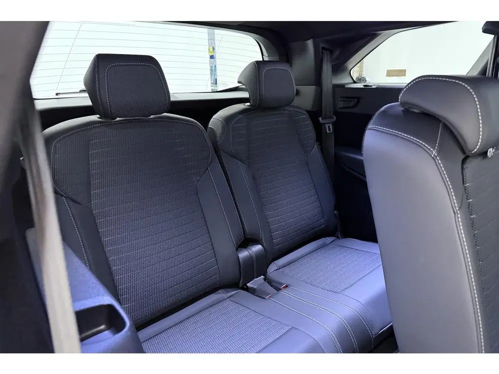 Peugeot 5008 1.2 Hybrid 145 GT 7p uit 2025, foto 14