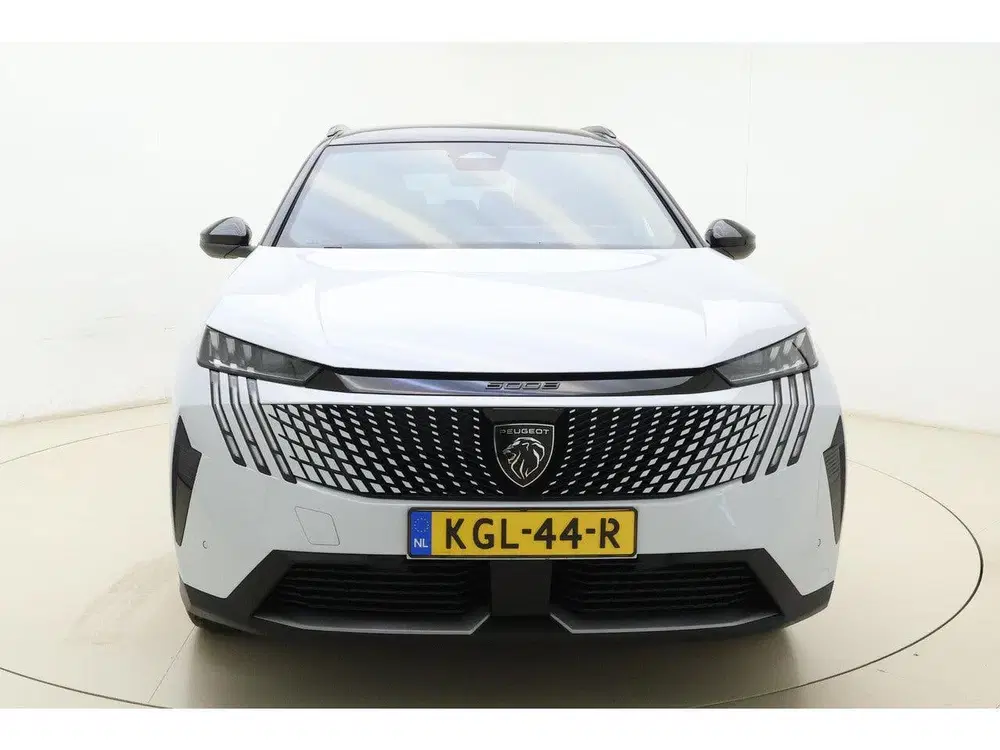 Peugeot 5008 1.2 Hybrid 145 GT 7p uit 2025, foto 6