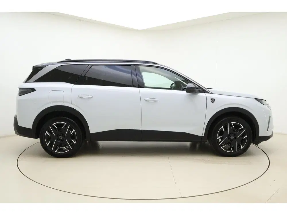 Peugeot 5008 1.2 Hybrid 145 GT 7p uit 2025, foto 9
