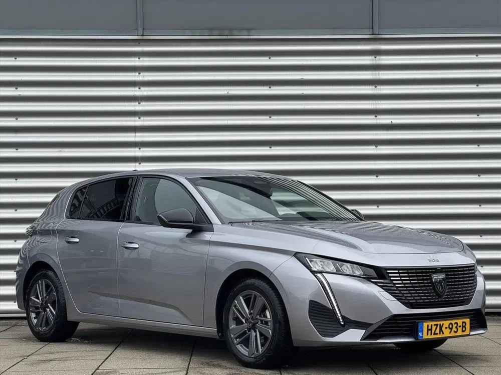 Peugeot 308 1.2 Puretech 130pk EAT8 Allure uit 2024, foto 2