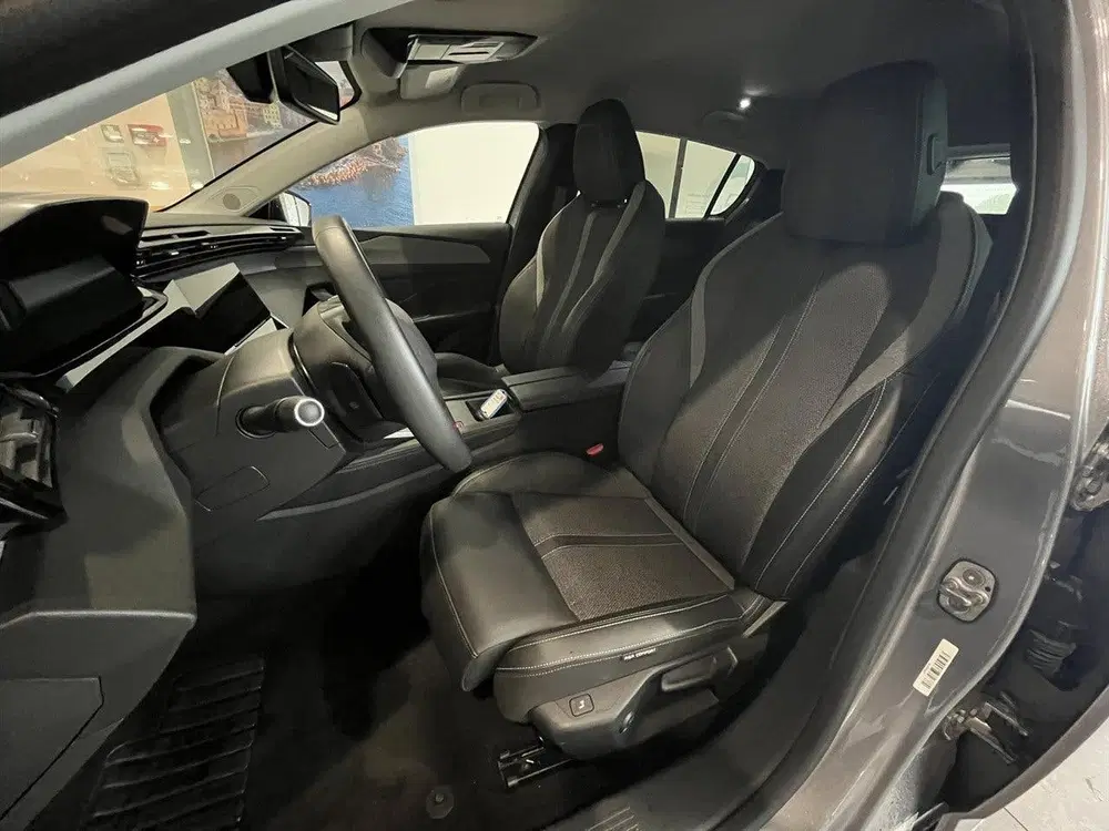 Peugeot 308 1.2 Puretech 130pk EAT8 Allure uit 2024, foto 6