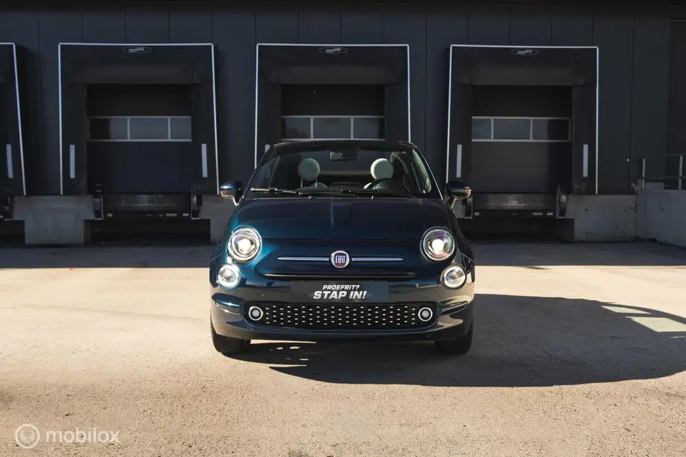 Fiat 500 1.0 Hybrid Dolcevita Cabrio uit 2022, foto 2