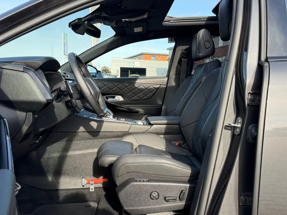 DS Automobiles DS 7 DS 7 1.6 PHEV 300 4x4 PALLAS HIFI FOCAL SC uit 2025, foto 4