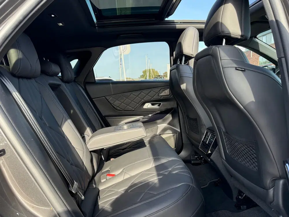 DS Automobiles DS 7 DS 7 1.6 PHEV 300 4x4 PALLAS HIFI FOCAL SC uit 2025, foto 6