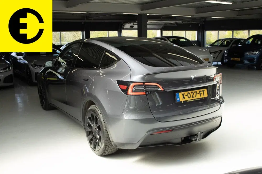 Tesla Model Y Long Range AWD 75 kWh uit 2021, foto 14
