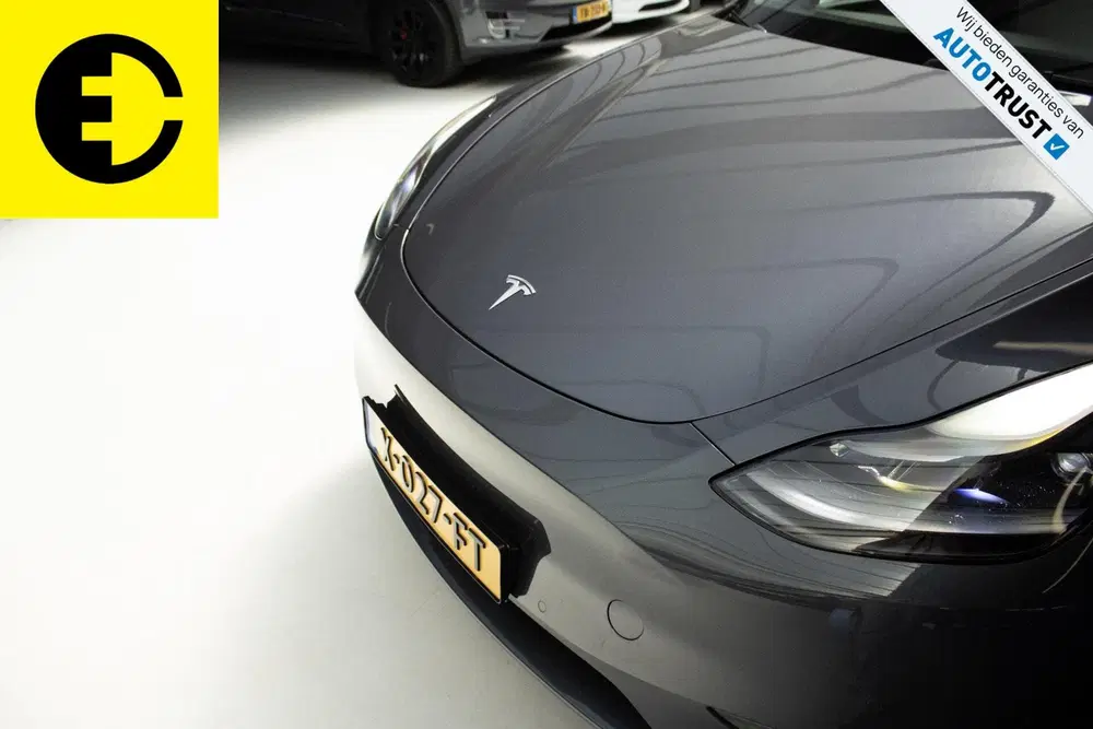 Tesla Model Y Long Range AWD 75 kWh uit 2021, foto 2