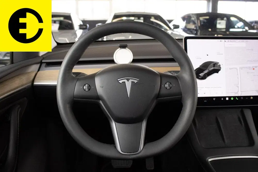 Tesla Model Y Long Range AWD 75 kWh uit 2021, foto 5