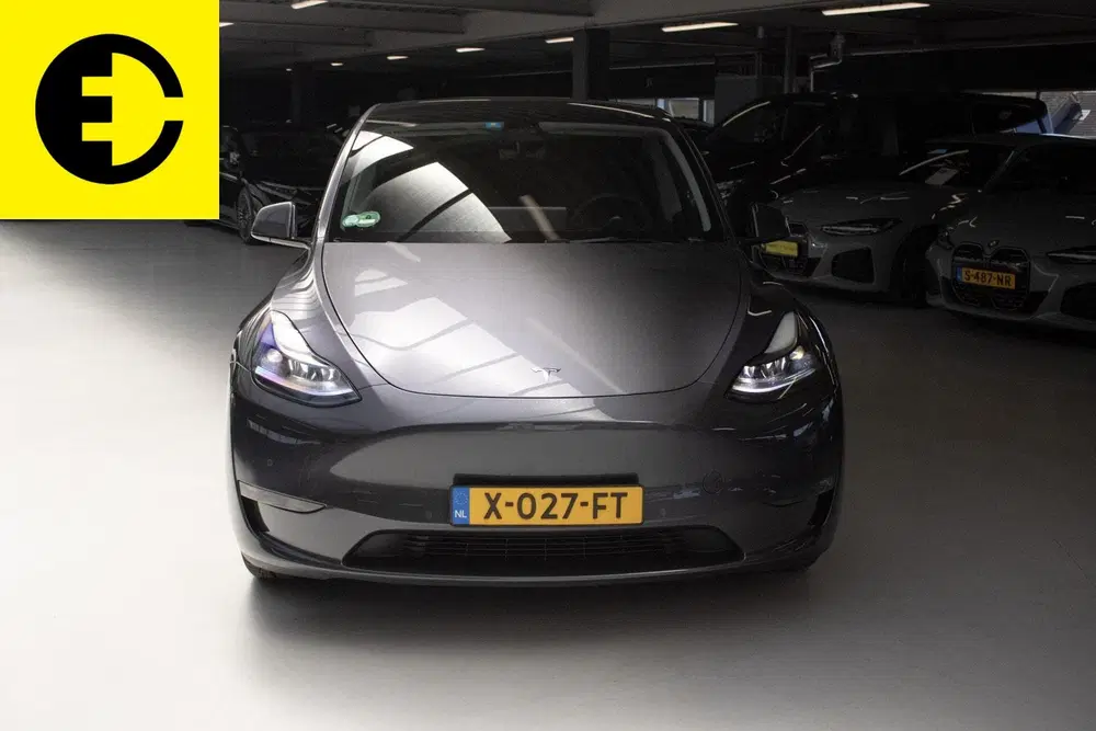 Tesla Model Y Long Range AWD 75 kWh uit 2021, foto 9