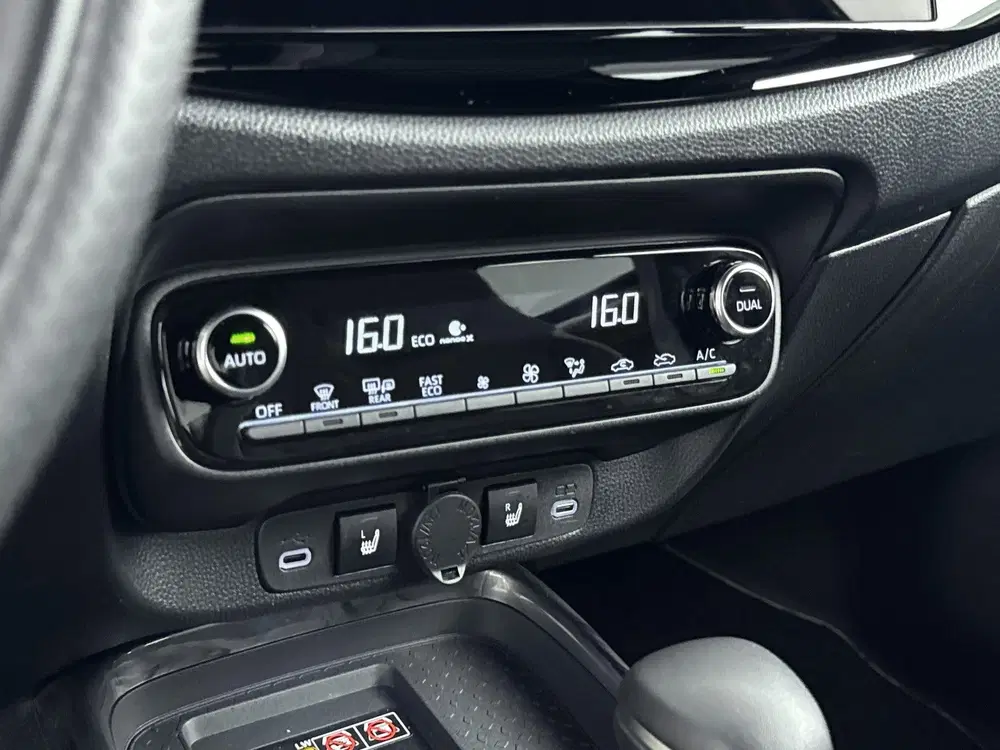 Toyota Aygo X Hybrid 115 GR Sport Bearlock Rijklaar uit 2025, foto 10
