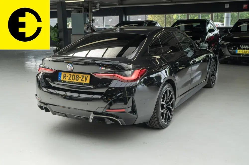 BMW i4 M50 High Executive 84 kWh uit 2022, foto 12