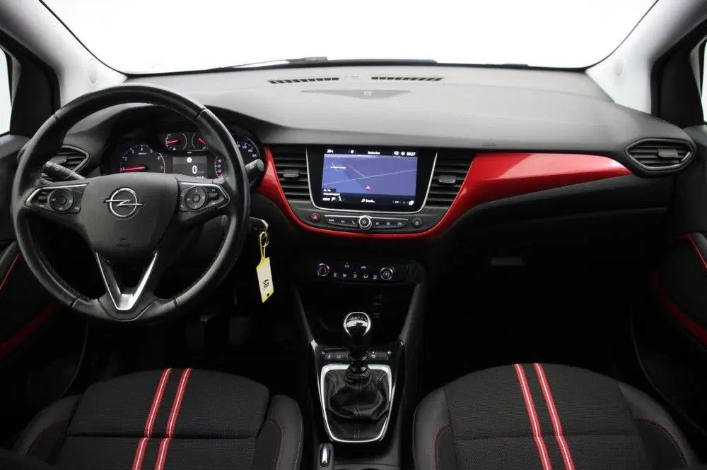 Opel Crossland 1.2 Turbo GS Line uit 2021, foto 2