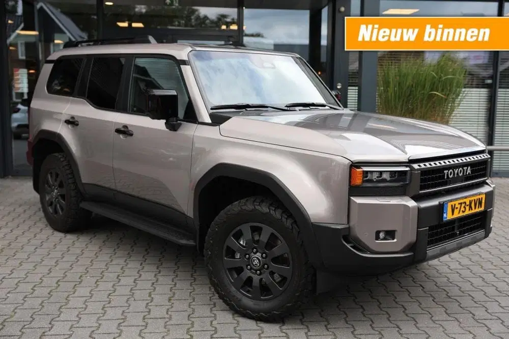 Toyota Land Cruiser 2.8 D-4D 5DRS ELEGANCE A uit 2024