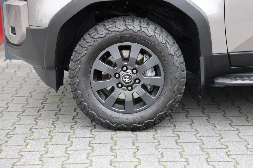 Toyota Land Cruiser 2.8 D-4D 5DRS ELEGANCE A uit 2024, foto 3
