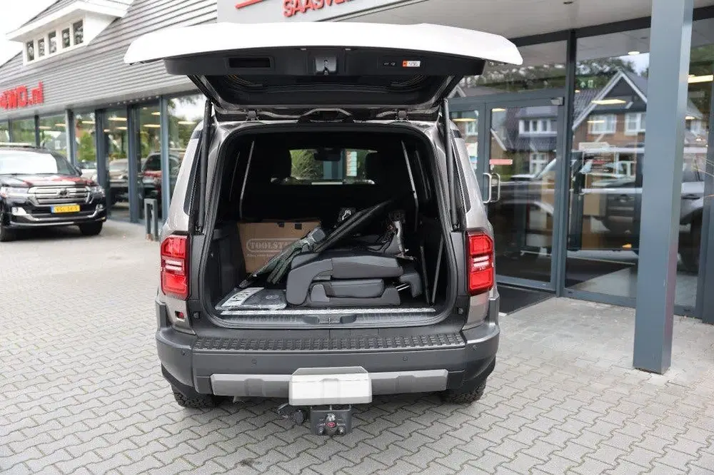 Toyota Land Cruiser 2.8 D-4D 5DRS ELEGANCE A uit 2024, foto 7