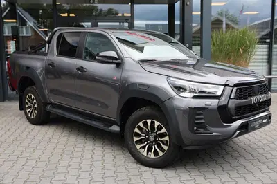 Toyota Hilux 2.8 D-4D DUBBEL CABIN GR SPORT A uit 2024