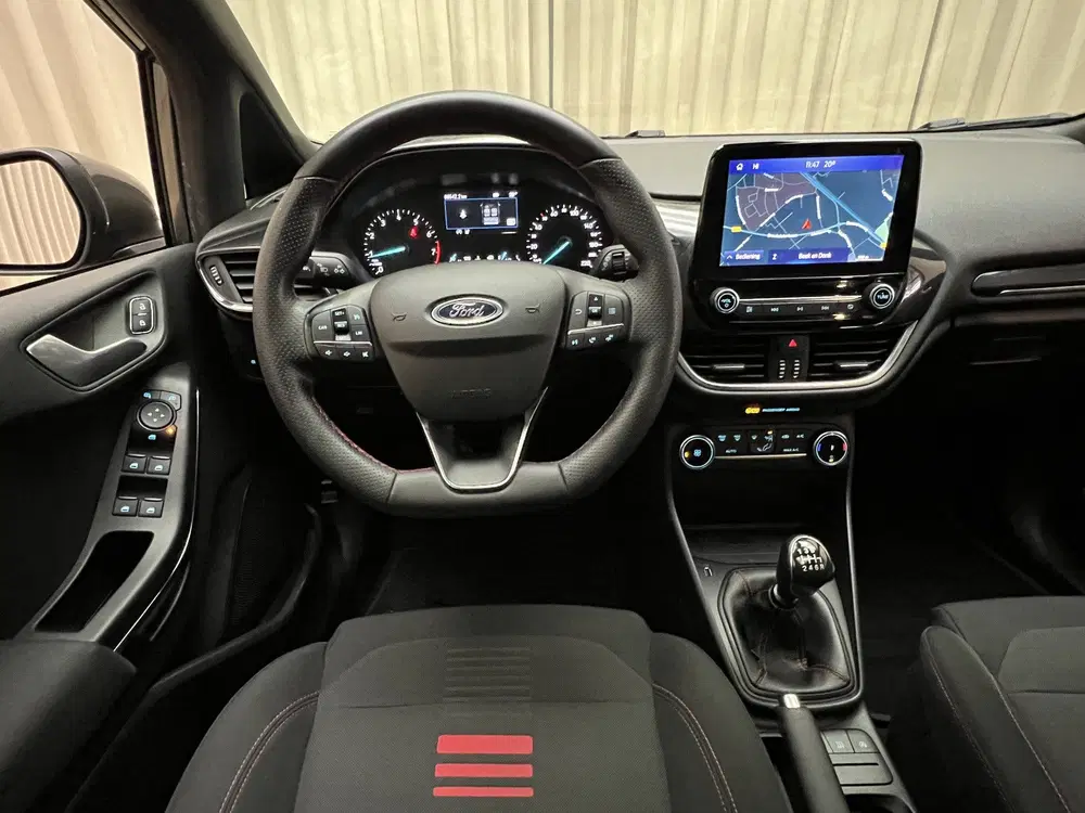 Ford Fiesta 1.0 EcoBoost Hybrid ST-Line *Panoramadak* uit 2022, foto 10