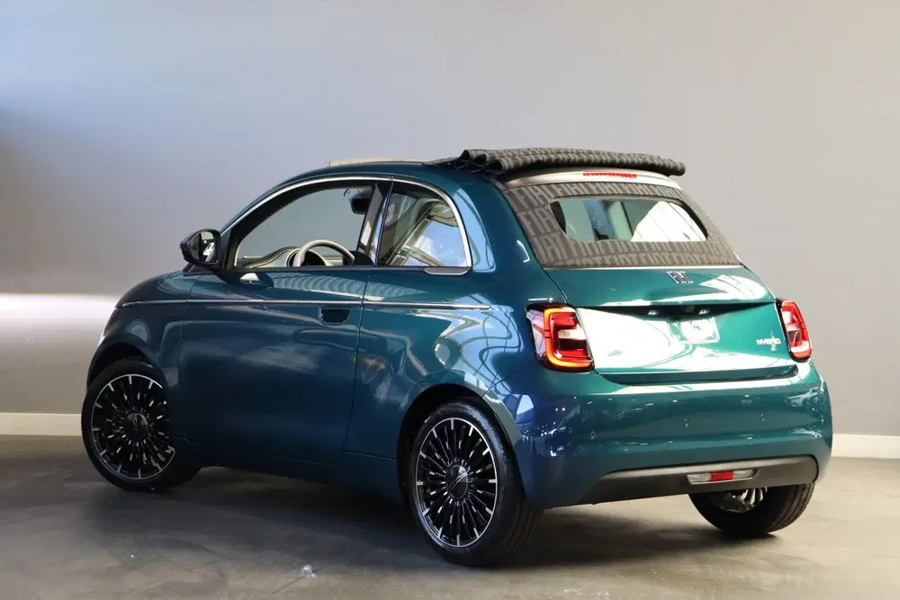 Fiat 500C 1.0 Hybrid La Prima Cabrio uit 2026, foto 3