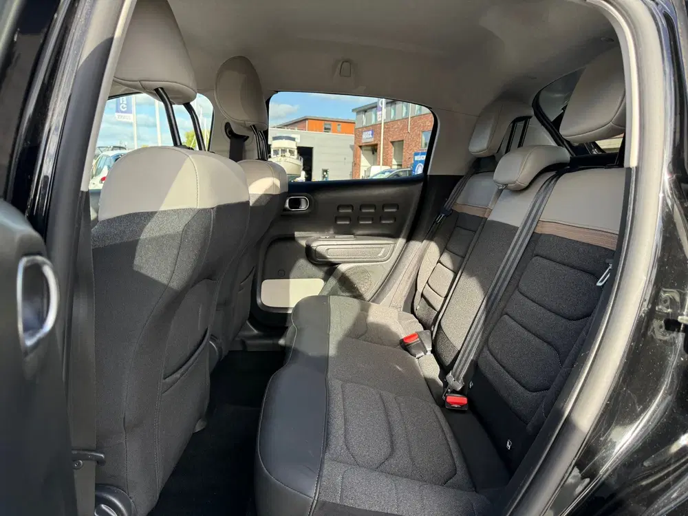 Citroën C3 Citroen C3 1.2 PT Shine NAVI ECC CAMERA FU uit 2021, foto 6
