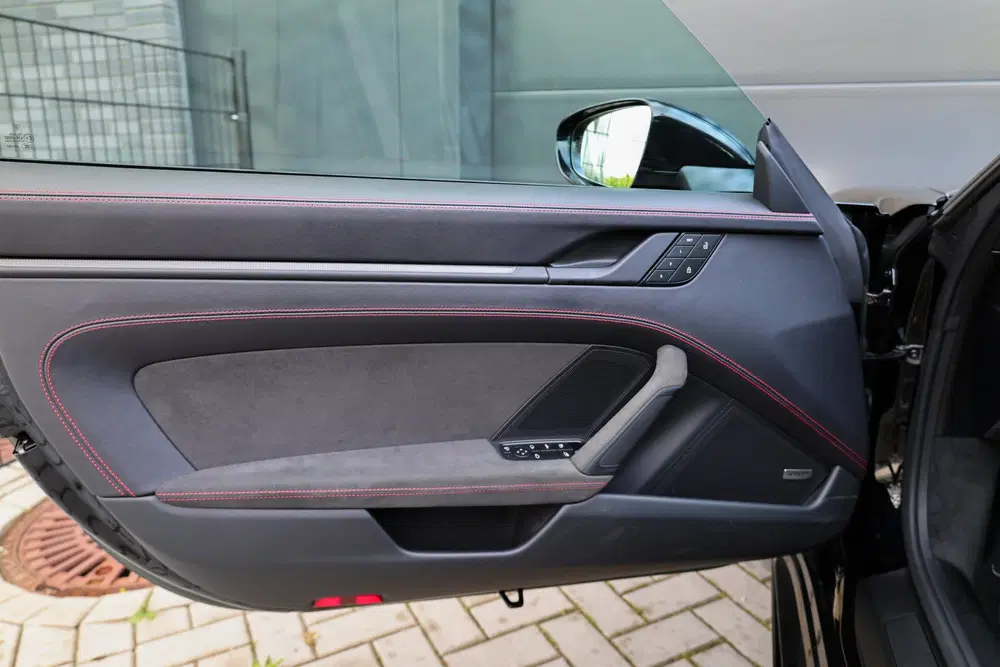 Porsche 911 3.0 Carrera 4 GTS uit 2023, foto 15