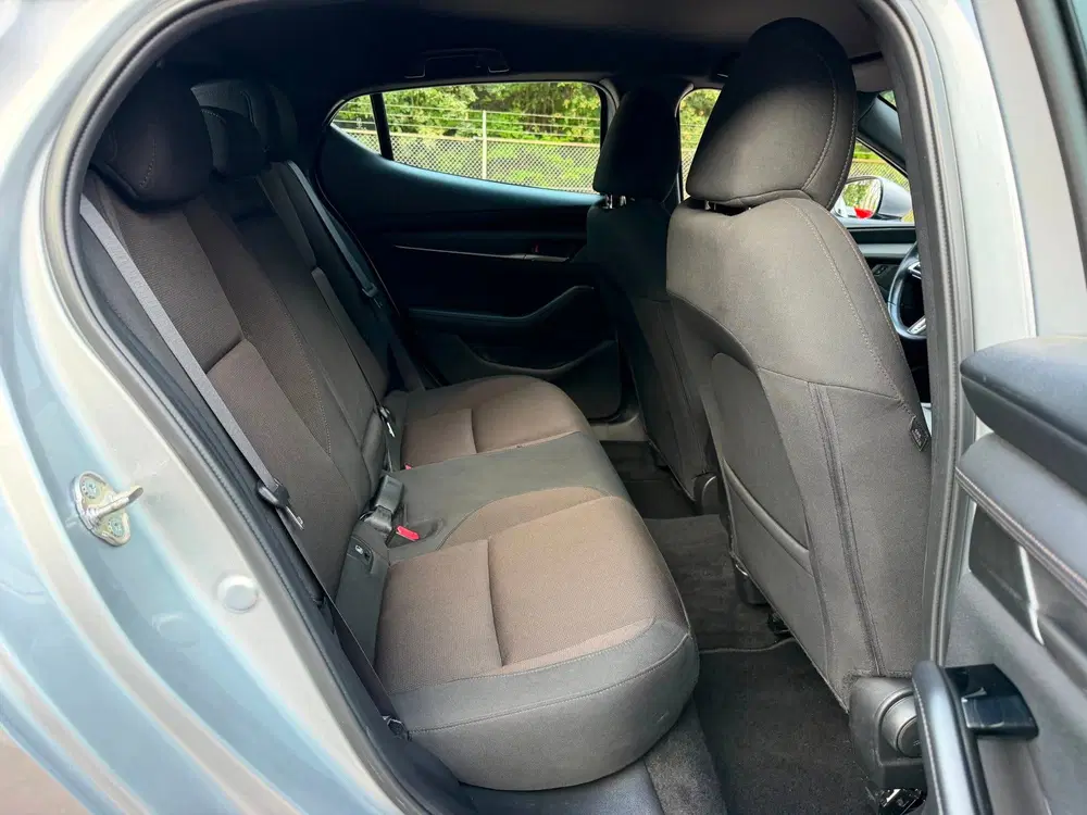 Mazda 3 2.0 e-SkyActiv-G M Hybrid 122 uit 2020, foto 9