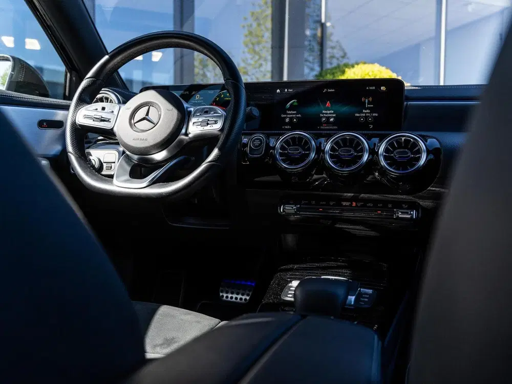 Mercedes-Benz A-Klasse Mercedes A-klasse A250e AMG Line uit 2021, foto 11