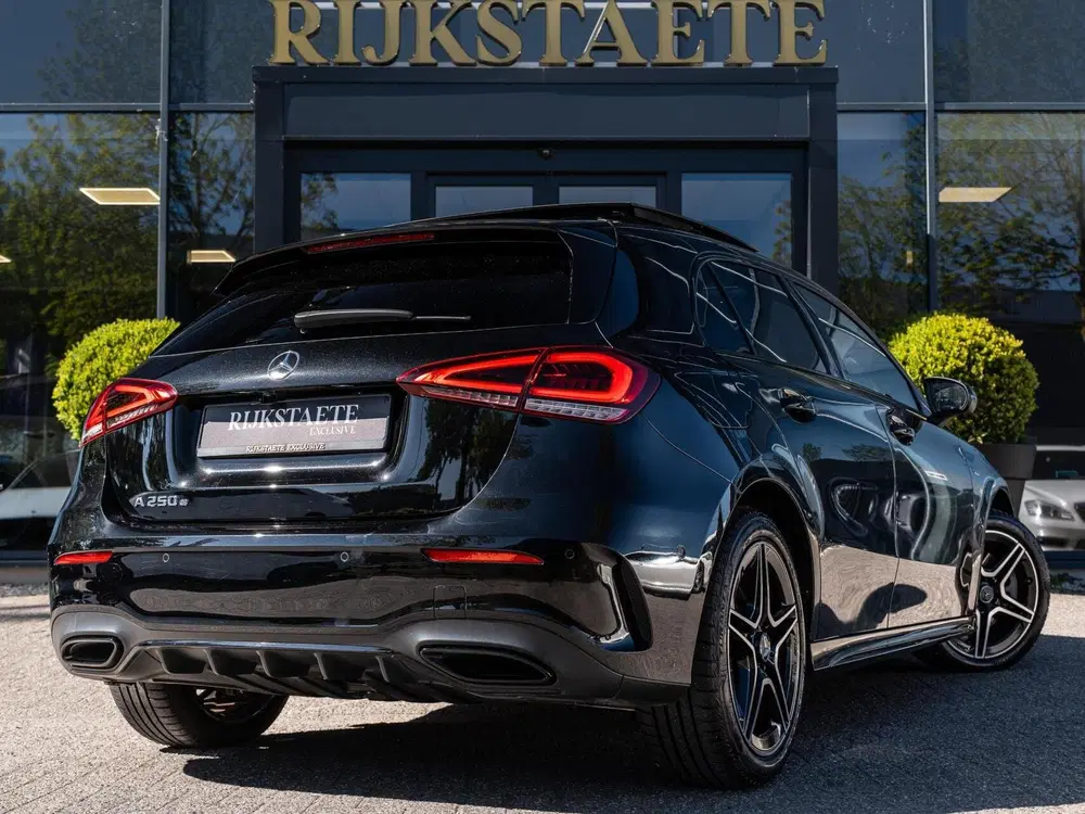 Mercedes-Benz A-Klasse Mercedes A-klasse A250e AMG Line uit 2021, foto 7