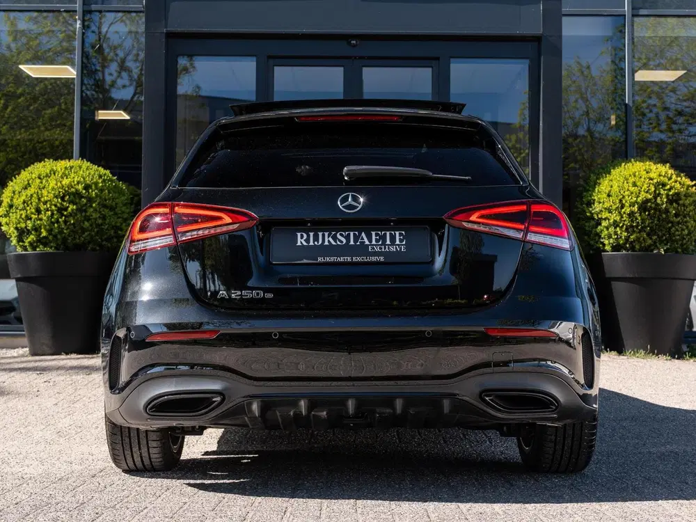 Mercedes-Benz A-Klasse Mercedes A-klasse A250e AMG Line uit 2021, foto 8