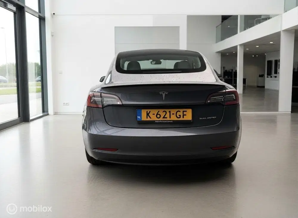 Tesla Model 3 Long Range AWD 75 kWh uit 2020, foto 8