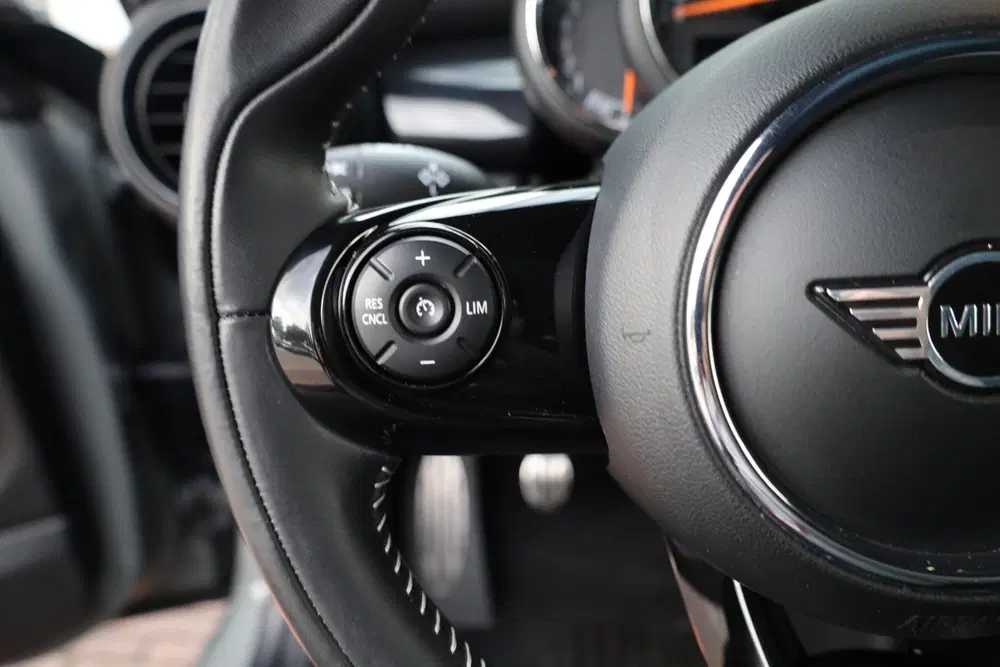 Mini Cooper Cooper uit 2019, foto 13