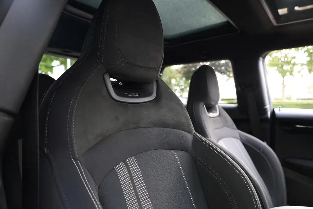 Mini Cooper Cooper uit 2019, foto 9