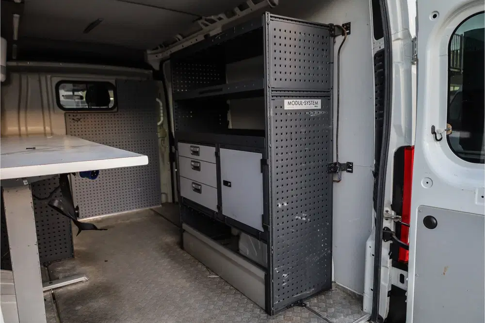 Peugeot Boxer 2.2 BlueHDi 140 L2H2 3.3t Inrichting I NAV uit 2021, foto 10