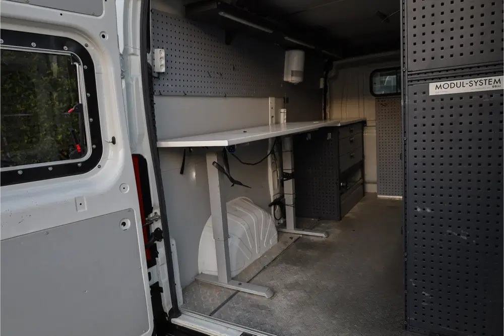 Peugeot Boxer 2.2 BlueHDi 140 L2H2 3.3t Inrichting I NAV uit 2021, foto 11