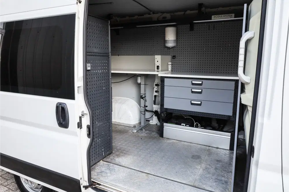 Peugeot Boxer 2.2 BlueHDi 140 L2H2 3.3t Inrichting I NAV uit 2021, foto 7