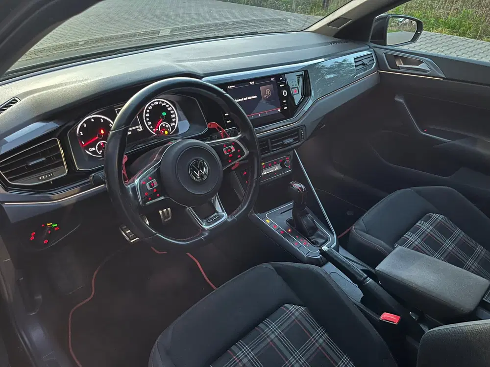 Volkswagen Polo 2.0 GTI DSG uit 2019, foto 10