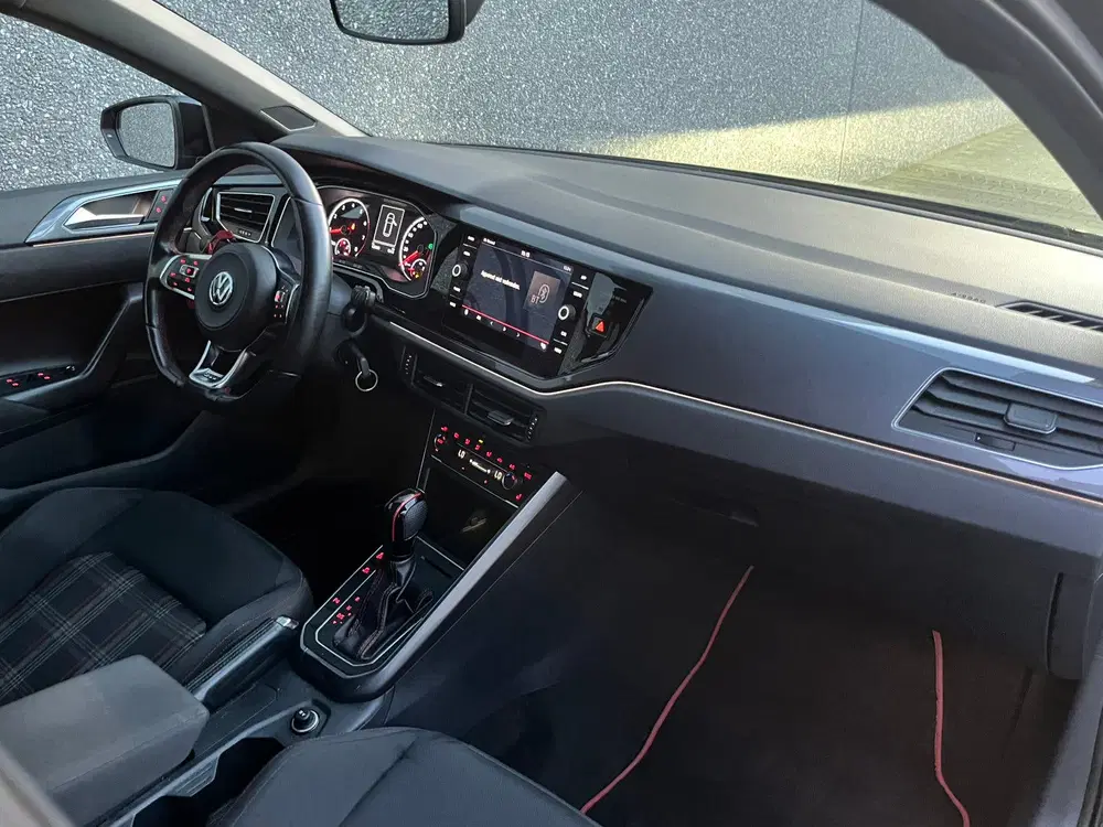Volkswagen Polo 2.0 GTI DSG uit 2019, foto 12