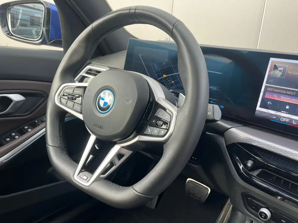 BMW 3-serie 3 Serie Touring 330e xDrive M-Sport Pano uit 2025, foto 13