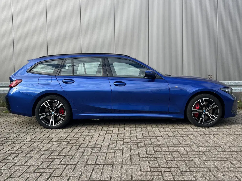 BMW 3-serie 3 Serie Touring 330e xDrive M-Sport Pano uit 2025, foto 6