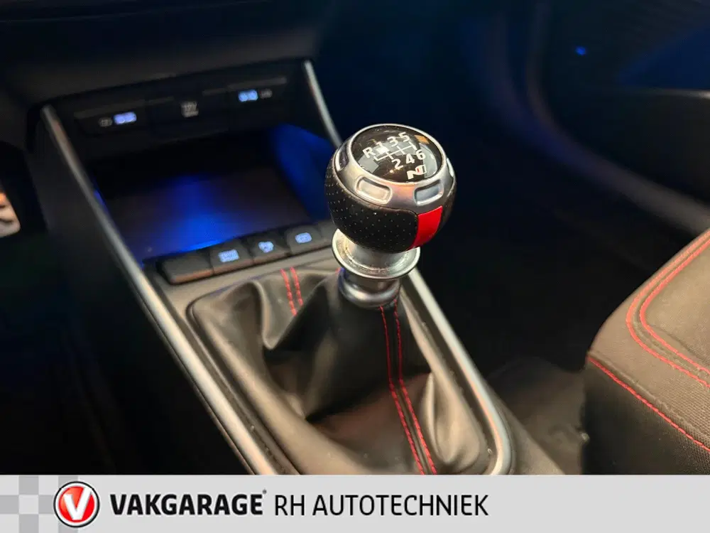 Hyundai i20 1.0 T-GDI uit 2023, foto 12