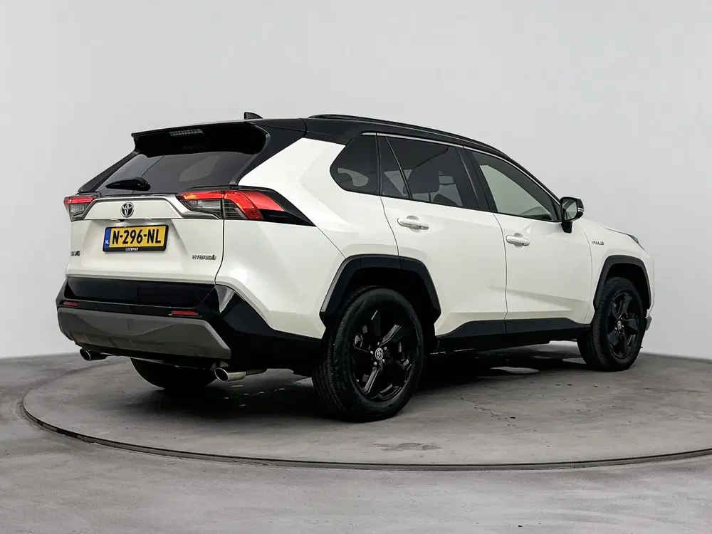 Toyota RAV 4 2.5 Hybrid Business uit 2021, foto 2