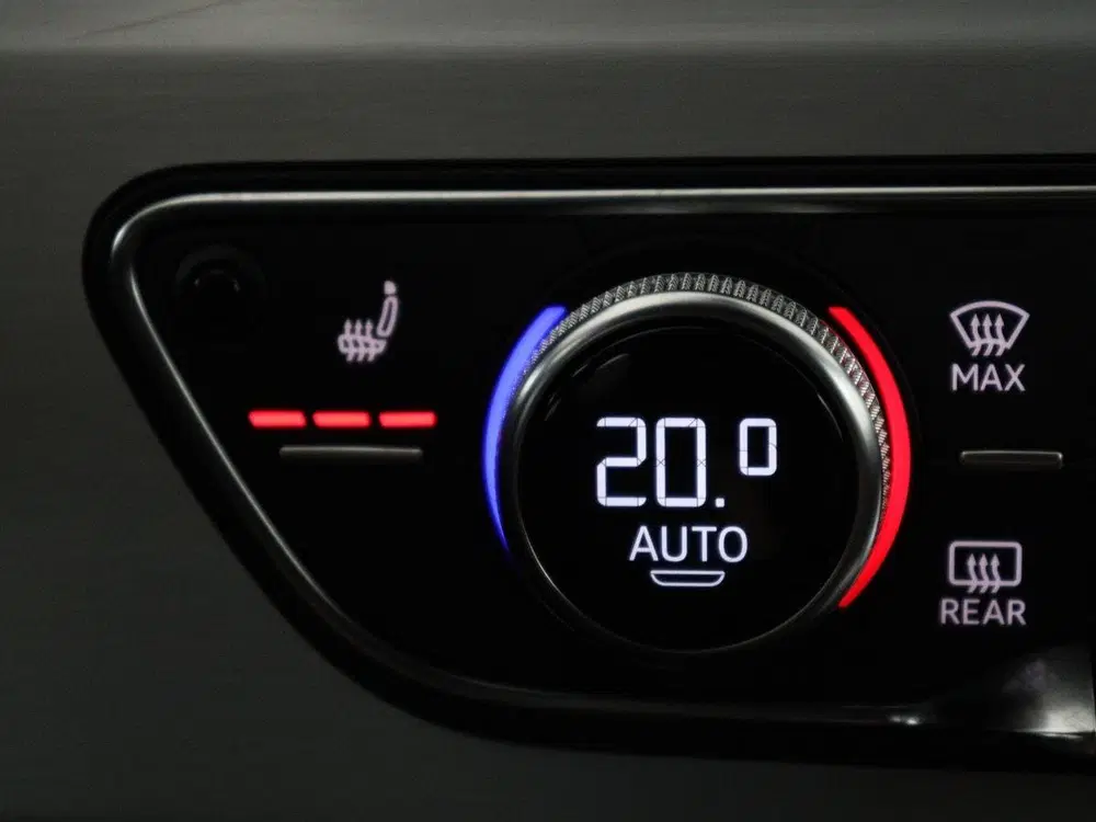 Audi A4 TFSI S edition Competition uit 2024, foto 7