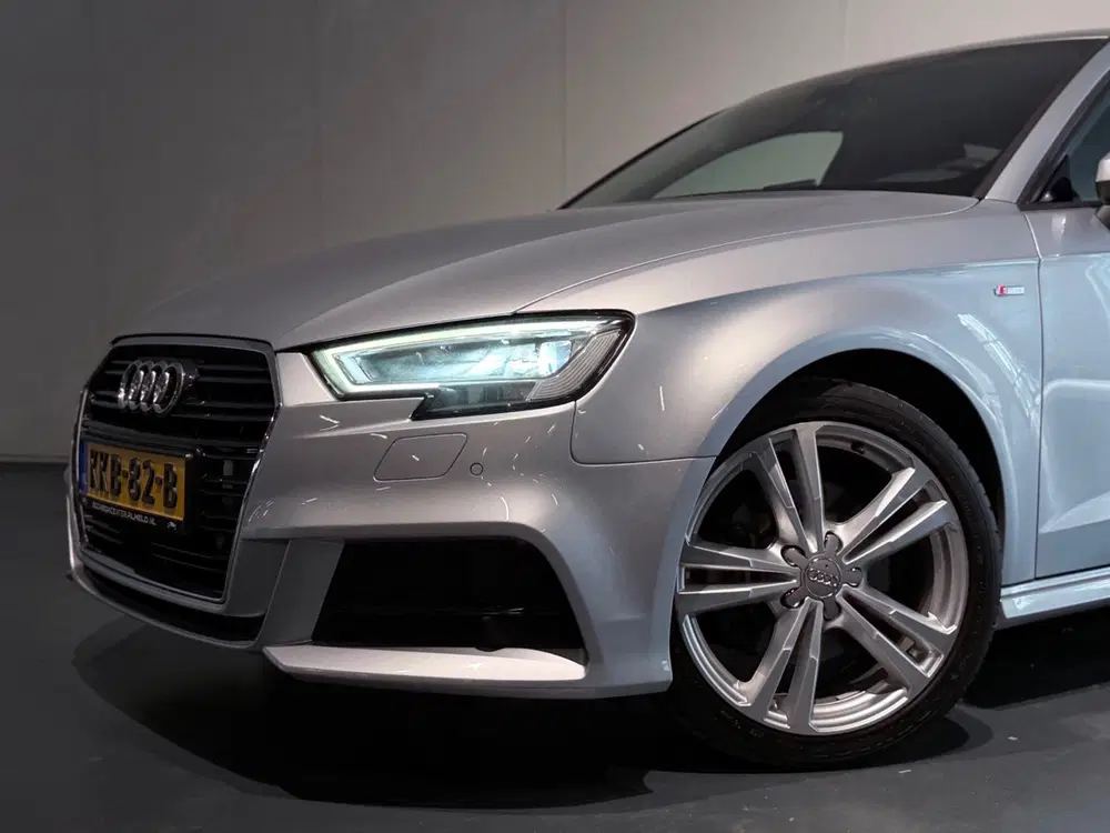 Audi A3 40 TFSI S-Tronic S-Line uit 2019, foto 9