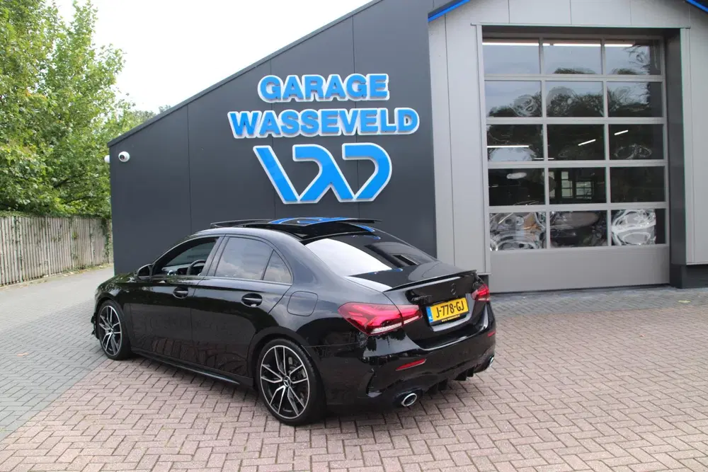 Mercedes-Benz A-Klasse Mercedes A-klasse AMG 35 Limousine AMG 306 uit 2019, foto 13