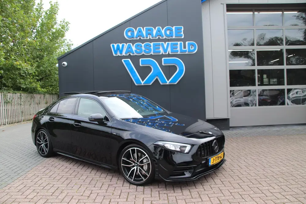 Mercedes-Benz A-Klasse Mercedes A-klasse AMG 35 Limousine AMG 306 uit 2019, foto 6