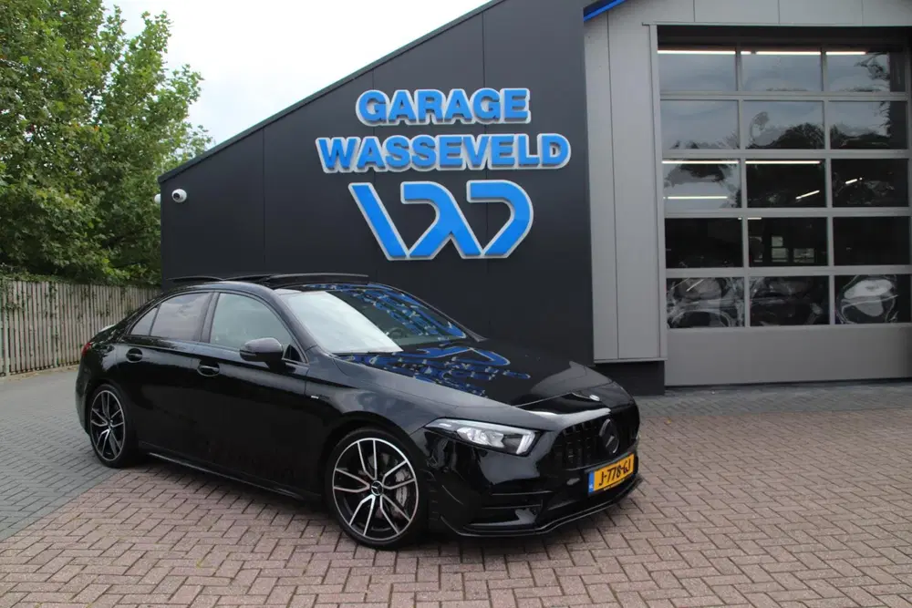Mercedes-Benz A-Klasse Mercedes A-klasse AMG 35 Limousine AMG 306 uit 2019, foto 7