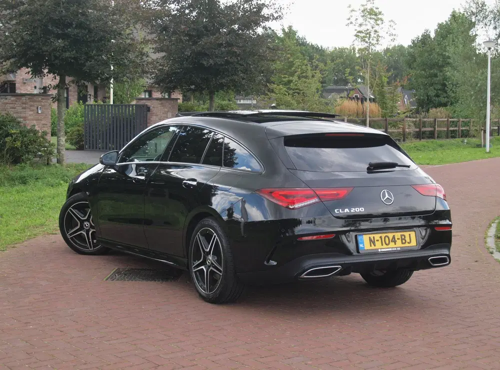 Mercedes-Benz CLA 200 Business Solutio uit 2021, foto 3