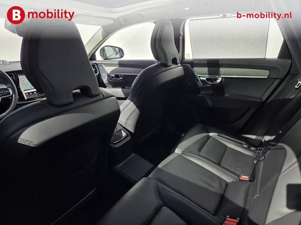 Volvo V90 2.0 T8 Plug-in hybrid AWD Ultra Dark Trekh uit 2025, foto 11