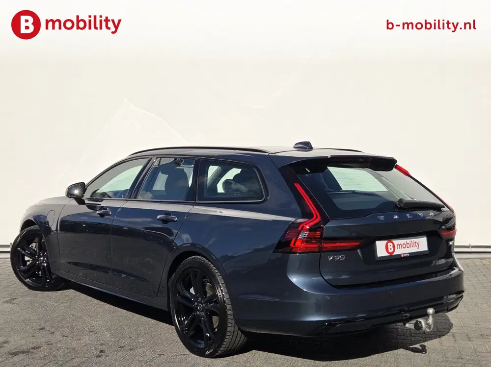 Volvo V90 2.0 T8 Plug-in hybrid AWD Ultra Dark Trekh uit 2025, foto 4